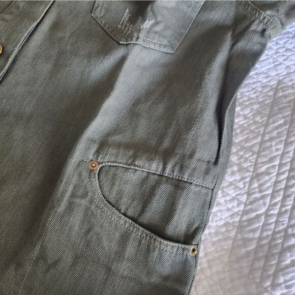 Vici NWOT distressed jacket (shacket) side pockets button front - Picture 11 of 13